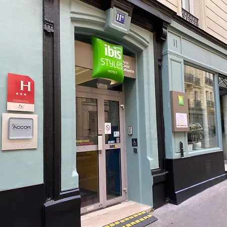 Ibis Styles Paris Cadet Lafayette-3